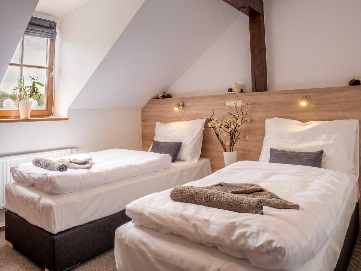 Club Apartments Čeladná エクステリア 写真