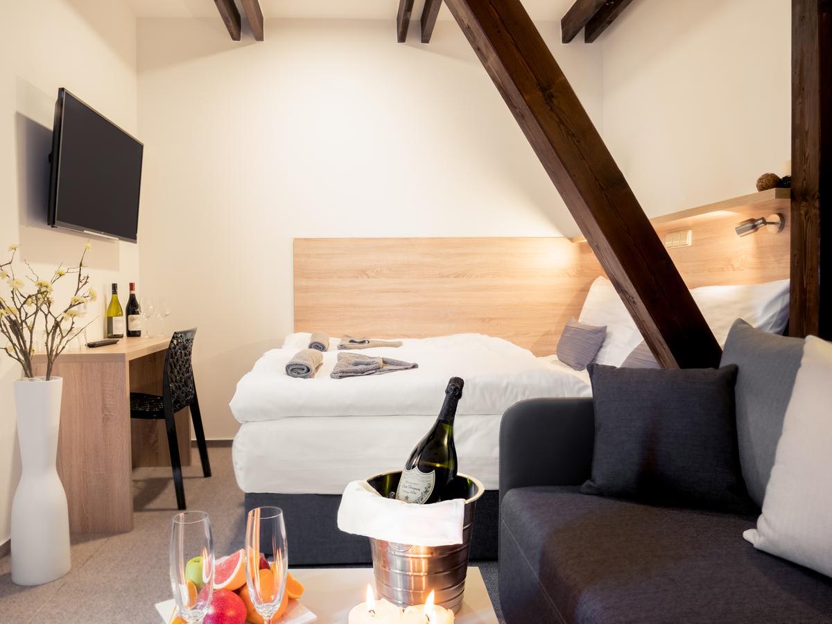 Club Apartments Čeladná エクステリア 写真